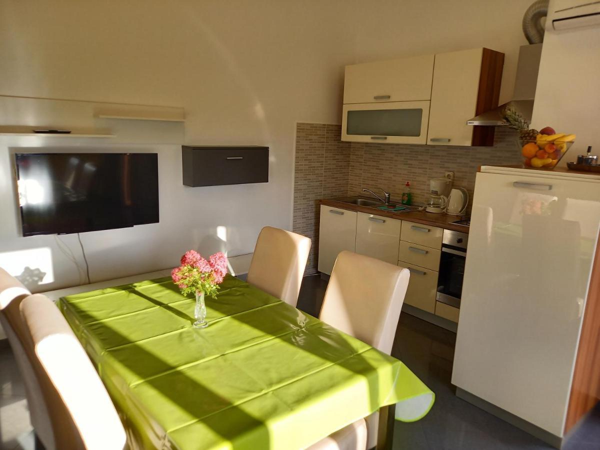 Apartment Valerija Baska  Exterior photo